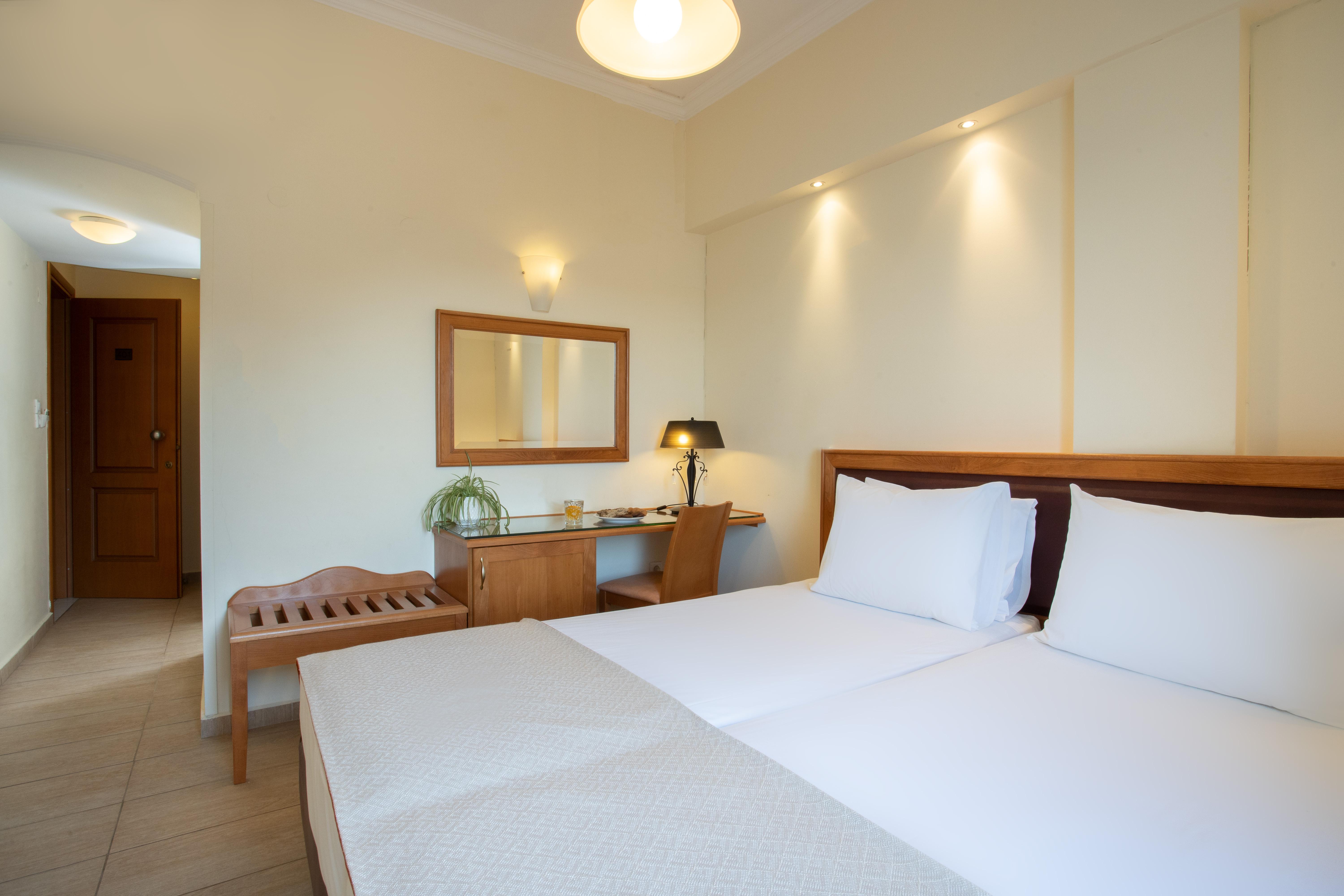 גיתיו Pantheon City Hotel מראה חיצוני תמונה